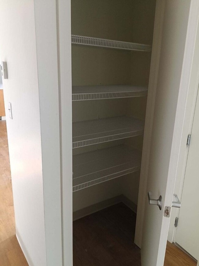 Foto del edificio - Ivy Manor - 201-B02