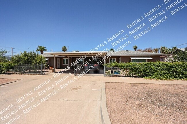 Building Photo - 160 S Hibbert