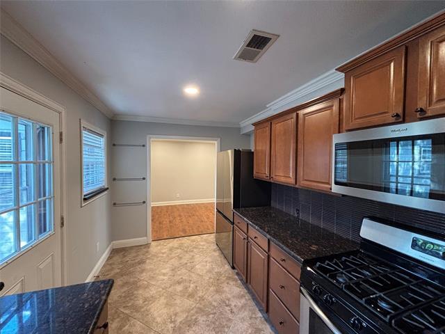 Foto del edificio - 3825 Hawick Ln