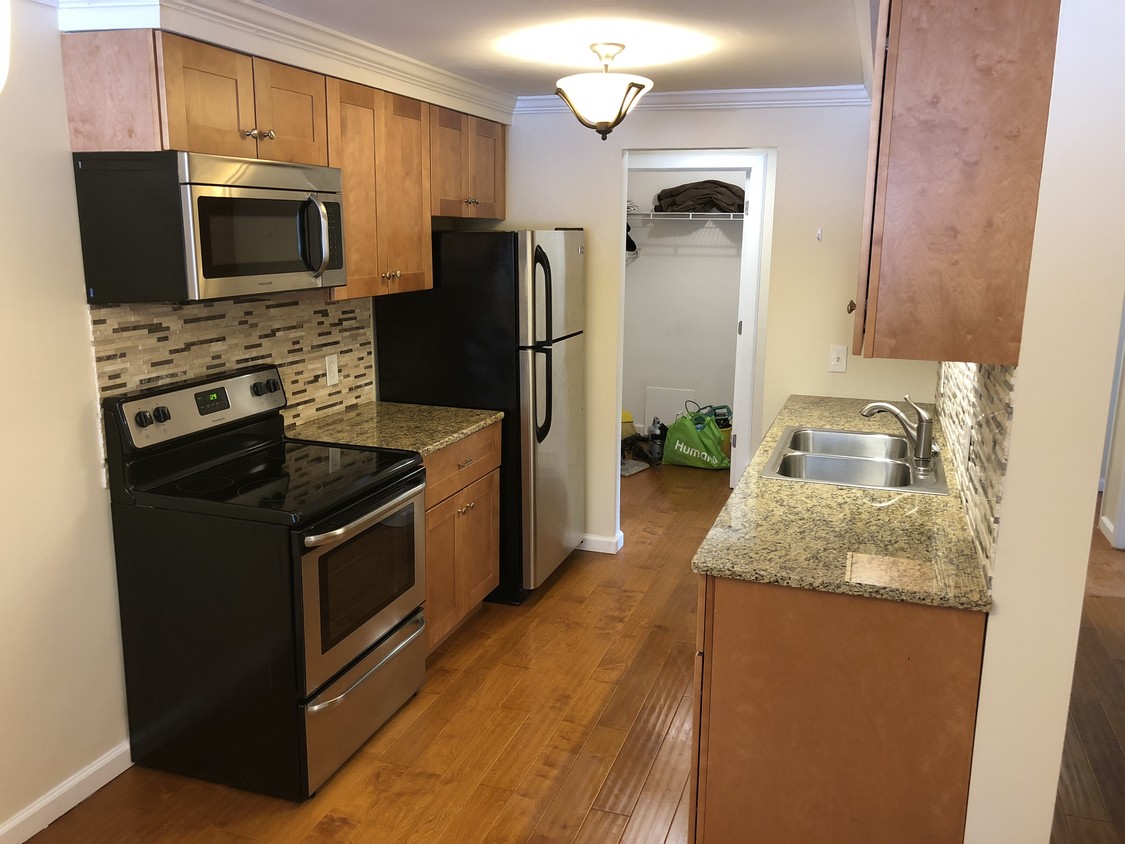 Primary Photo - 41 Watertree Dr
