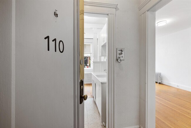 Foto del edificio - 167 Maple St