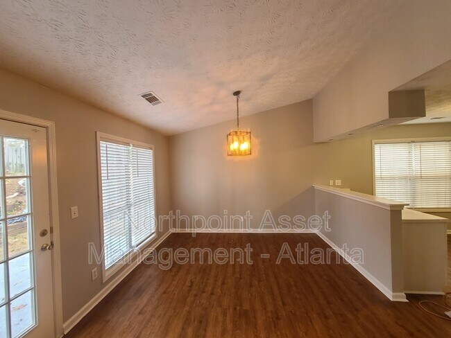 Building Photo - 2690 Cambridge Mews Dr NW