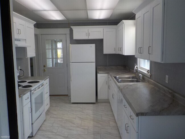 Foto del edificio - 3 br, 1.5 bath House - 281 S Maple St 281 ...