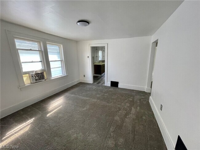 Foto del edificio - 1032 Clay St