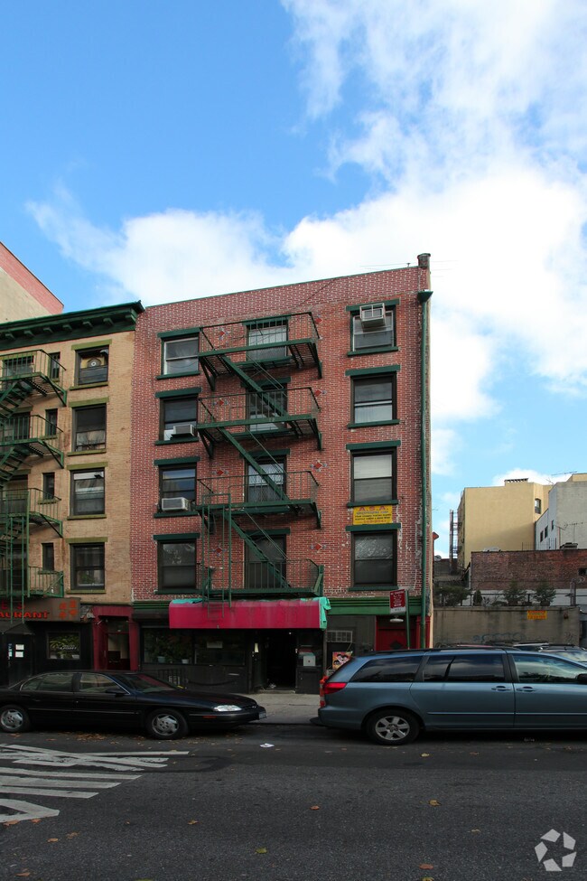 Building Photo - 102 Bayard St