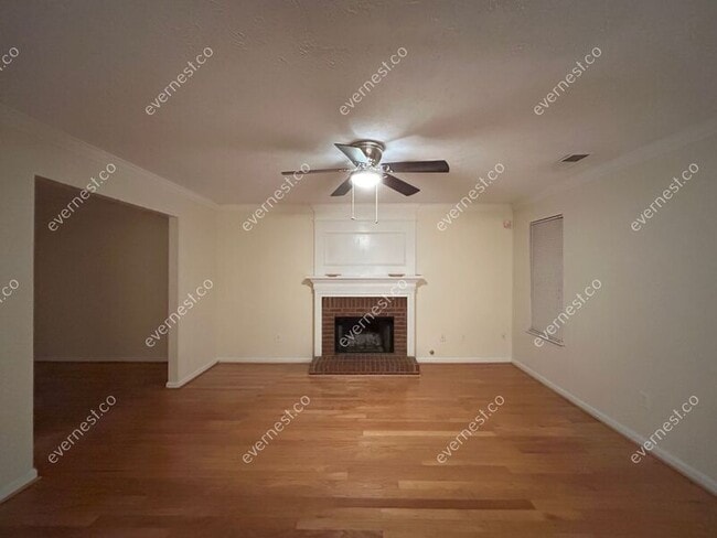 Building Photo - 5020 Promenade Dr SW