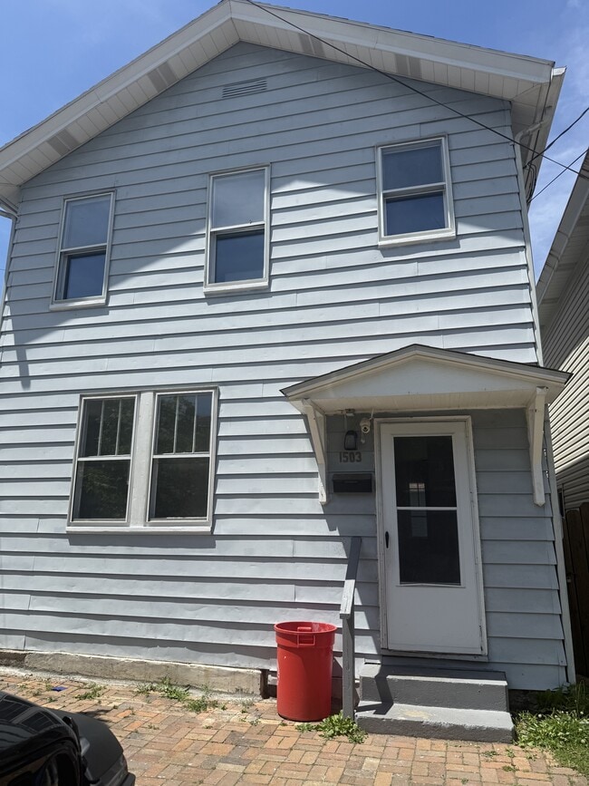 Building Photo - 1503 3rd St