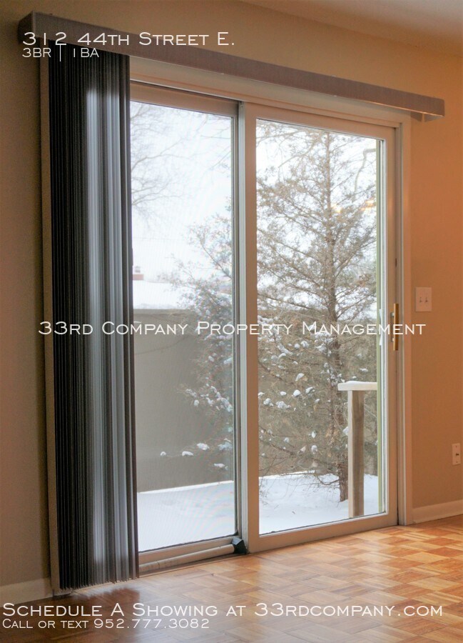 Foto del edificio - Great Town Home in Regina Neighborhood!