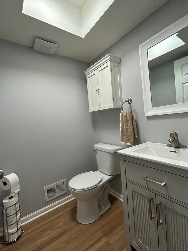 Foto del edificio - 350 1st Ct