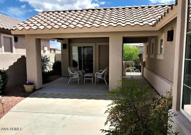 Foto del edificio - 890 S Golf View Dr