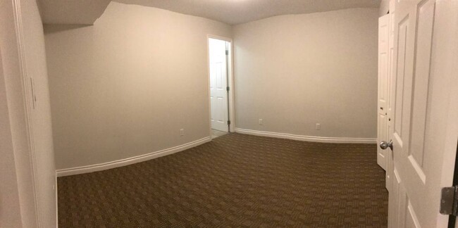 Building Photo - 19165 68A Av