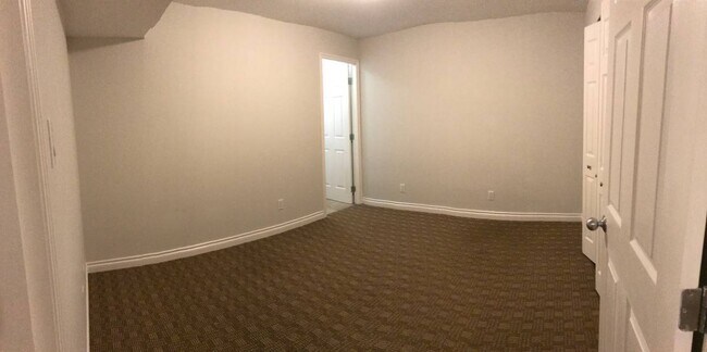 Photo du bâtiment - 19165 68A Av