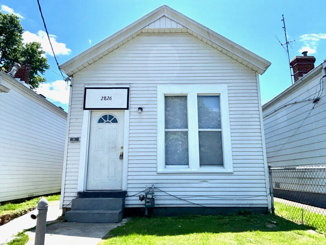 Primary Photo - 2826 Saint Xavier St