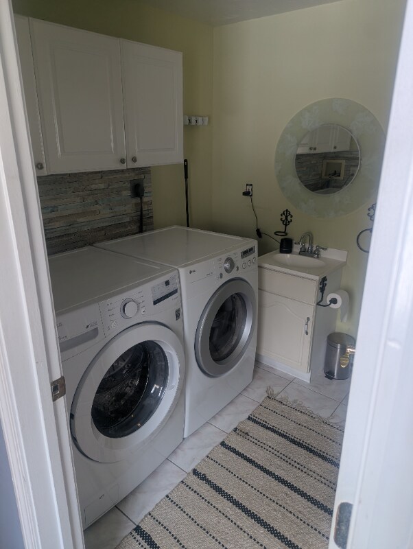 Foto del edificio - 272 Skunknet Rd