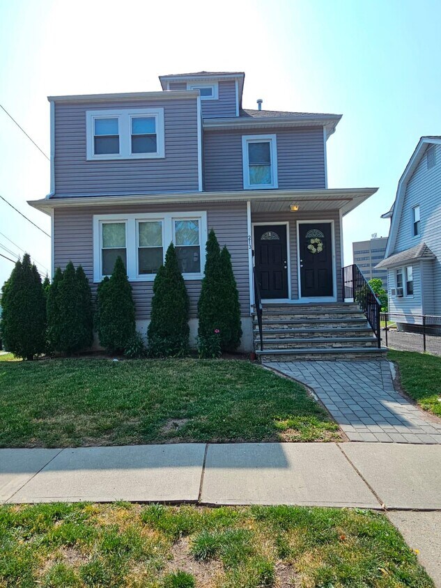 213 Eastern Way, Rutherford, NJ 07070 House Rental in Rutherford, NJ