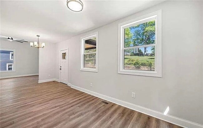 Building Photo - 208 Highland Ave