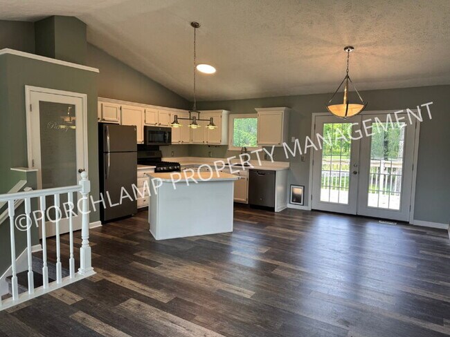 Foto del edificio - 6235 Cascade Rd SE