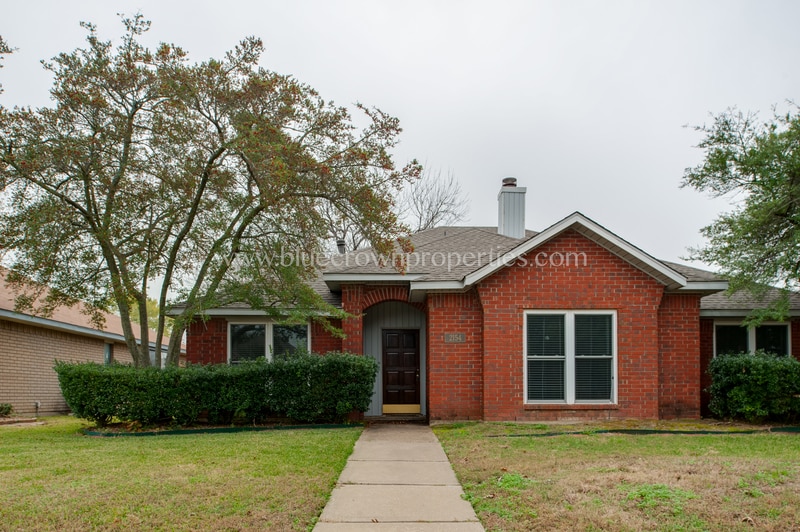 Primary Photo - 2154 Mcintosh Dr