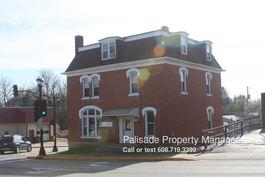 Primary Photo - 195 E Main St