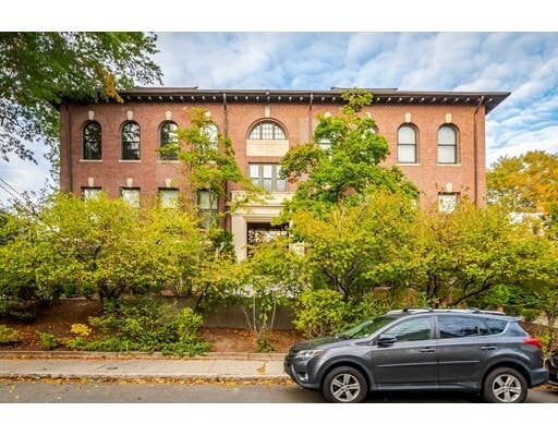 Building Photo - 185 Morrison Ave