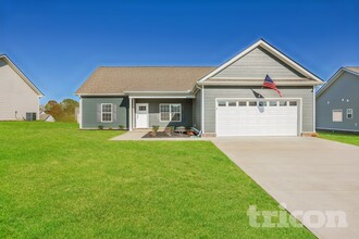 Building Photo - 809 Ellyson Dr