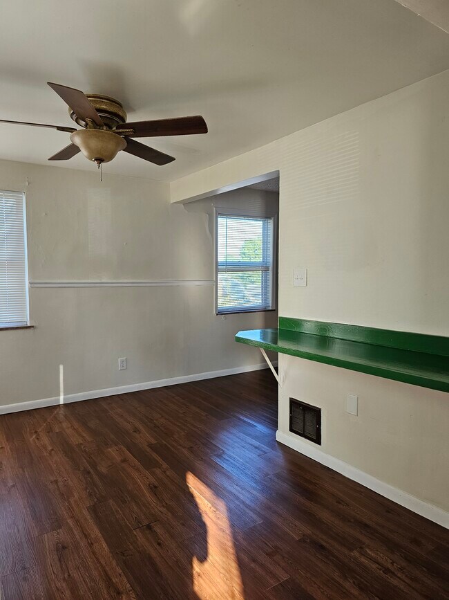 Foto del edificio - 3968 Drew Ave