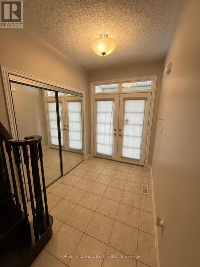 Photo du bâtiment - 330 Rymal Rd W