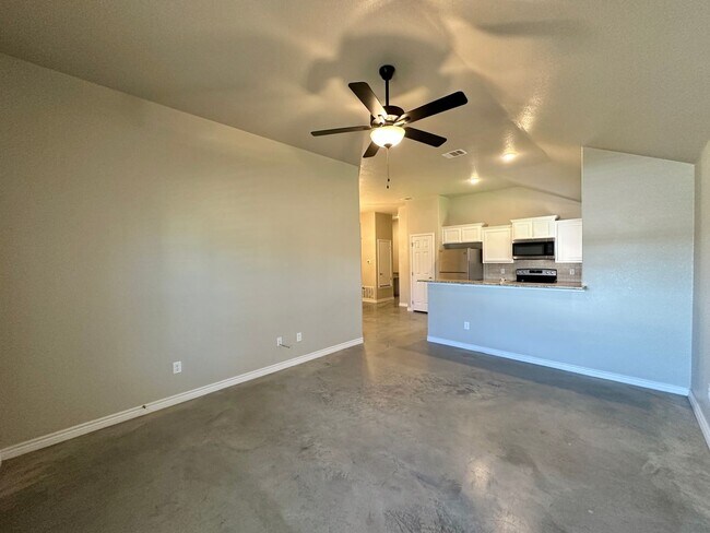 Foto del edificio - 1243 Liberation Ln