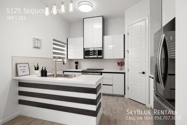 Foto del edificio - 5125 Sequoia Ave