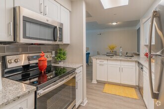 2.5BA, 2BR, 1,328SF - The Villas at Westchase