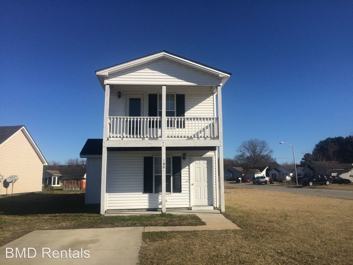Primary Photo - 3 br, 2 bath House - 100 Stallings Ct.