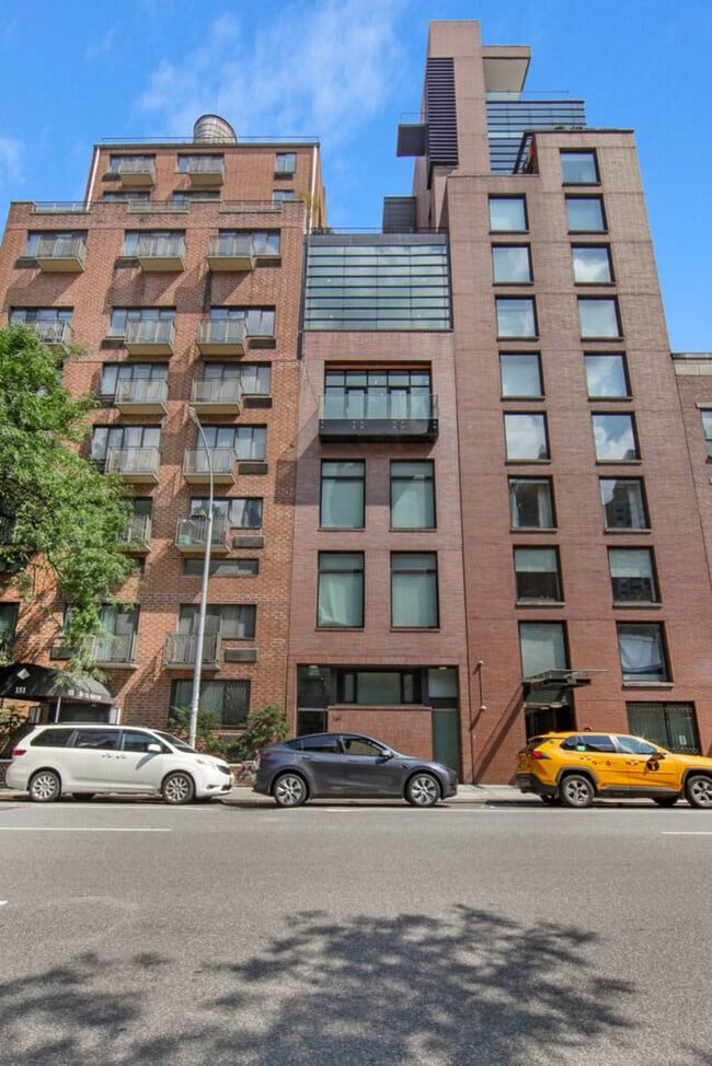 Building Photo - 147 Lexington Ave