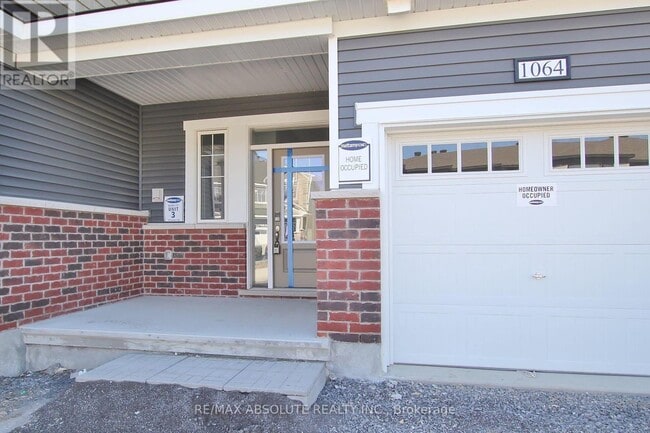 Building Photo - 1064 Curraglass Walk