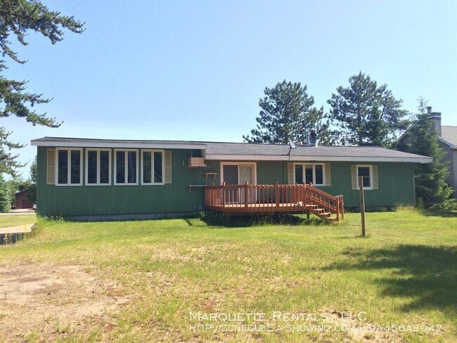 Building Photo - 127 Ridgewood Dr