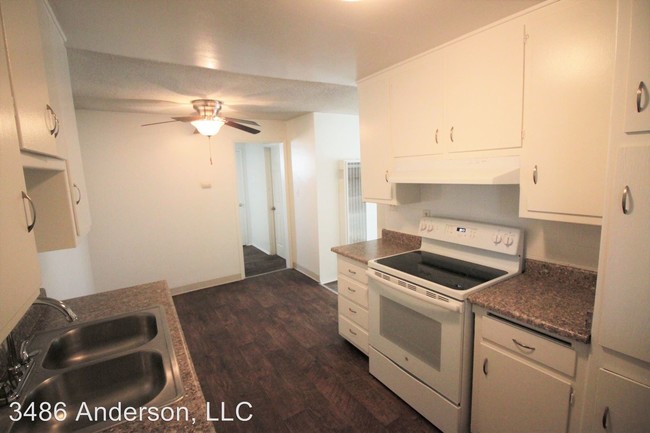 Foto del edificio - 3486 Anderson Ave