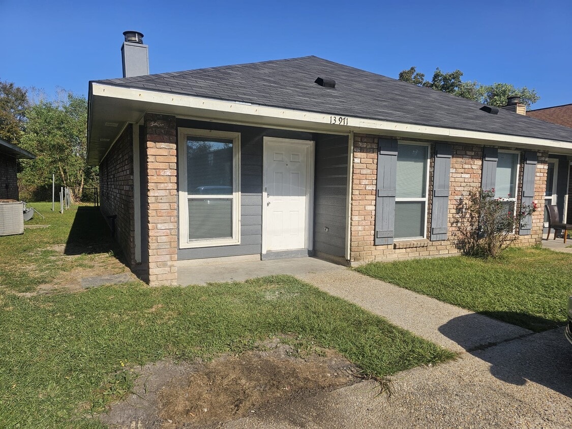 Primary Photo - 13973 Azalea Park Ave