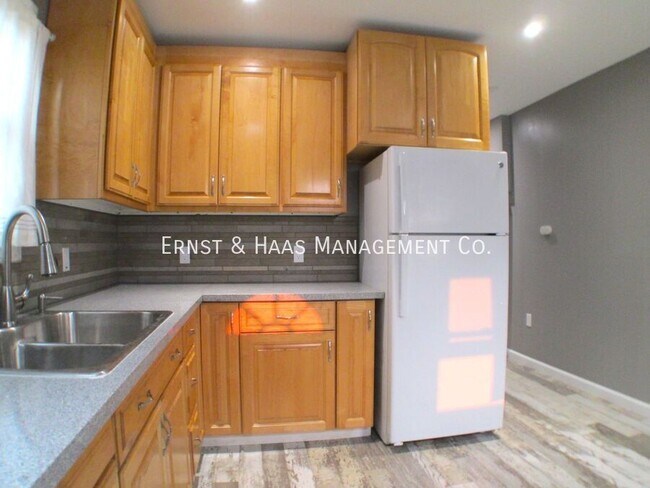 Foto del edificio - 3716 Orange Ave