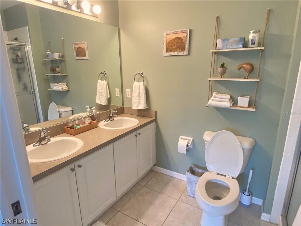 Foto del edificio - 2121 Heron Lake Dr