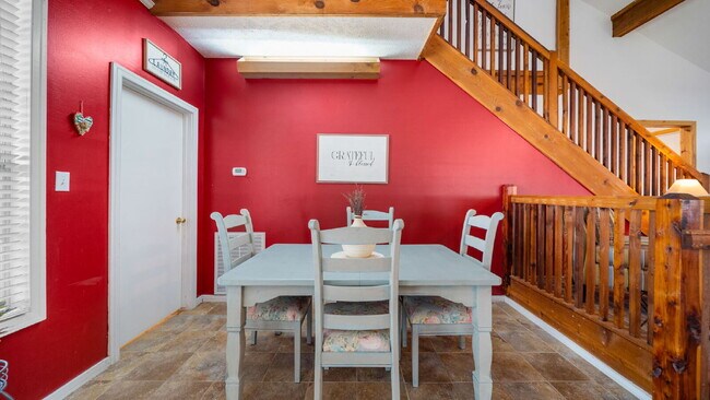 Foto del edificio - 11400 Highcrest Dr