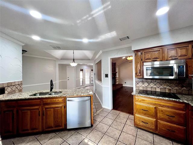 Building Photo - 929 Pleasant Valley Cir