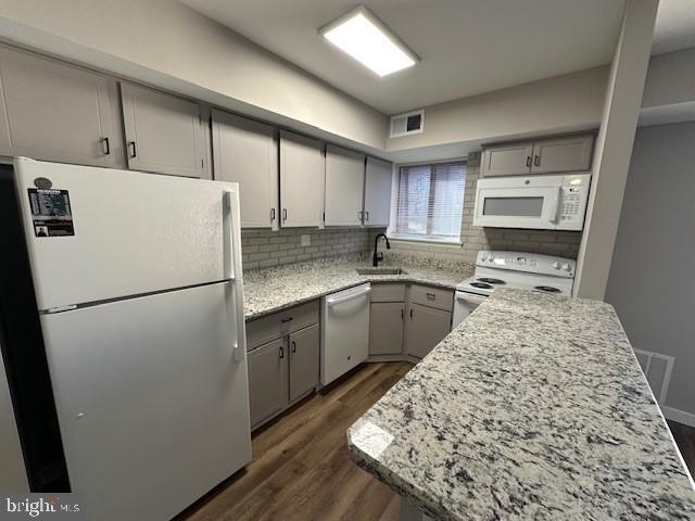 Foto del edificio - 1319 Valley Dr