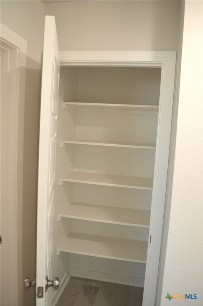 Building Photo - 1911 Meridian Lp