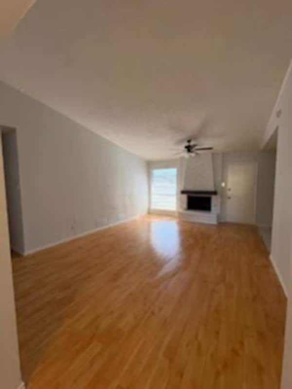 Building Photo - 5922 Lakedale St