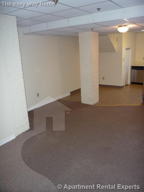 Building Photo - 1622 Massachusetts Ave
