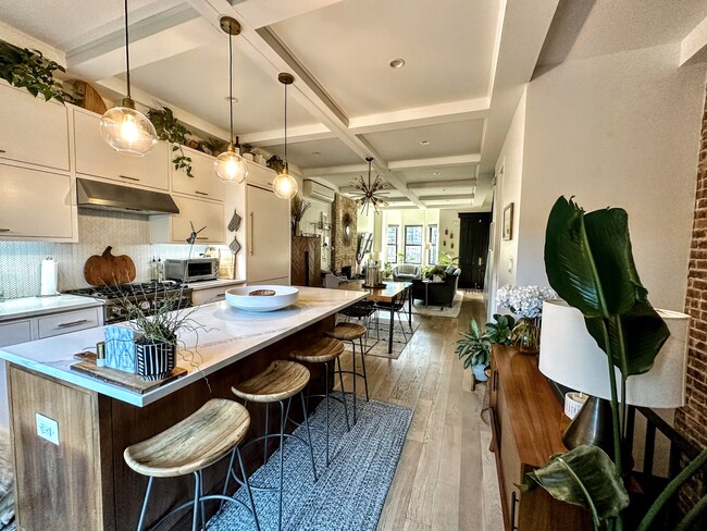 Foto del edificio - 917 Jefferson Ave