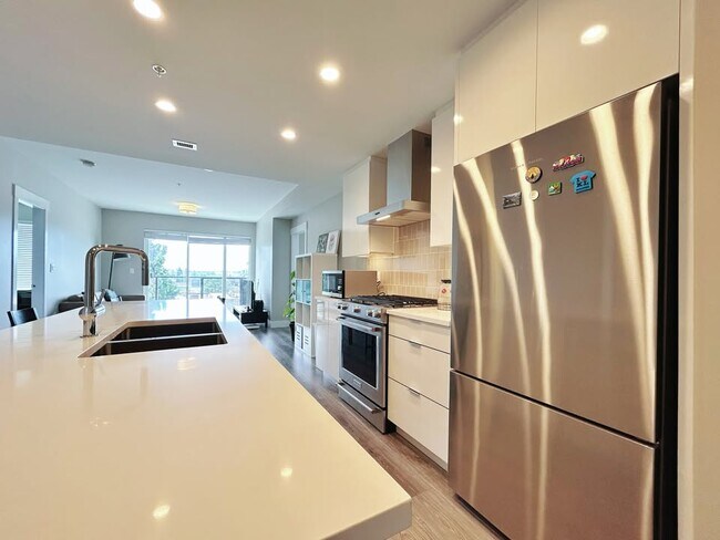 Photo du bâtiment - 1496 Charlotte Rd