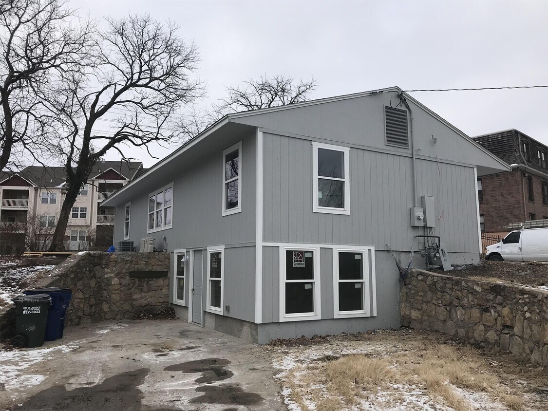 1734 W 19th Terrace, Lawrence, KS 66046 House Rental in Lawrence, KS