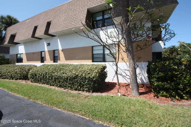 Building Photo - 2700 N Hwy A1A