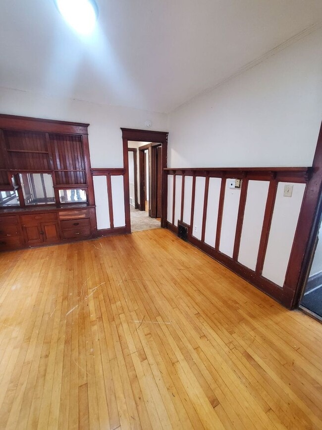 Building Photo - 2437-2439 N 37th St. (Duplex)