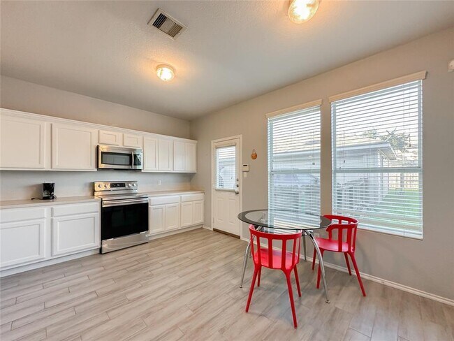 Building Photo - 16742 Libson Falls Dr